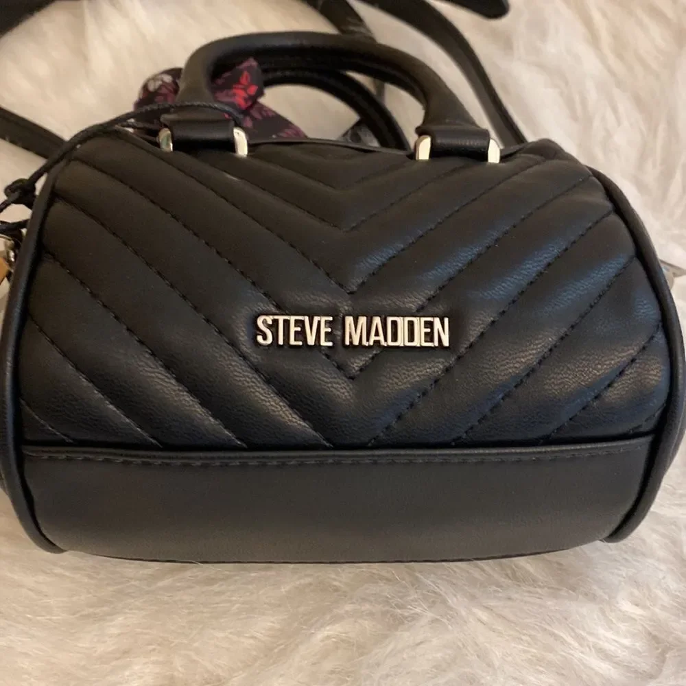 NWT Steve Madden (Breed) Mini Crossbody Bag - Black